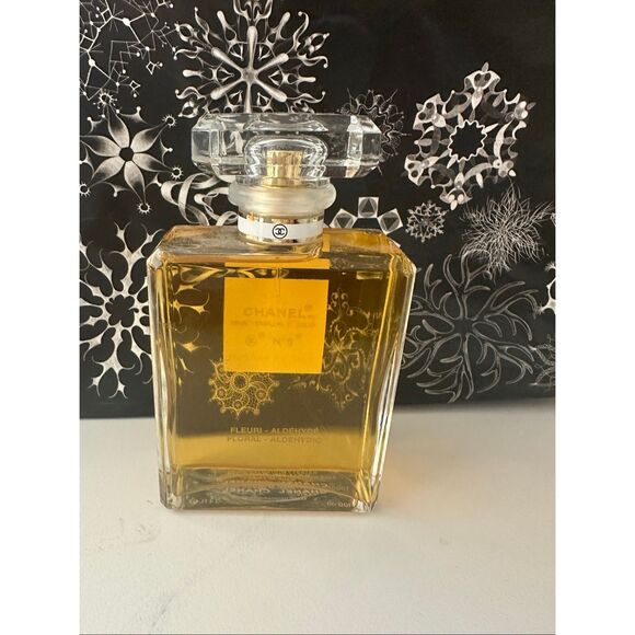 CHANEL N°5 Eau de Parfum 100ml $176 - Picture 5 of 7